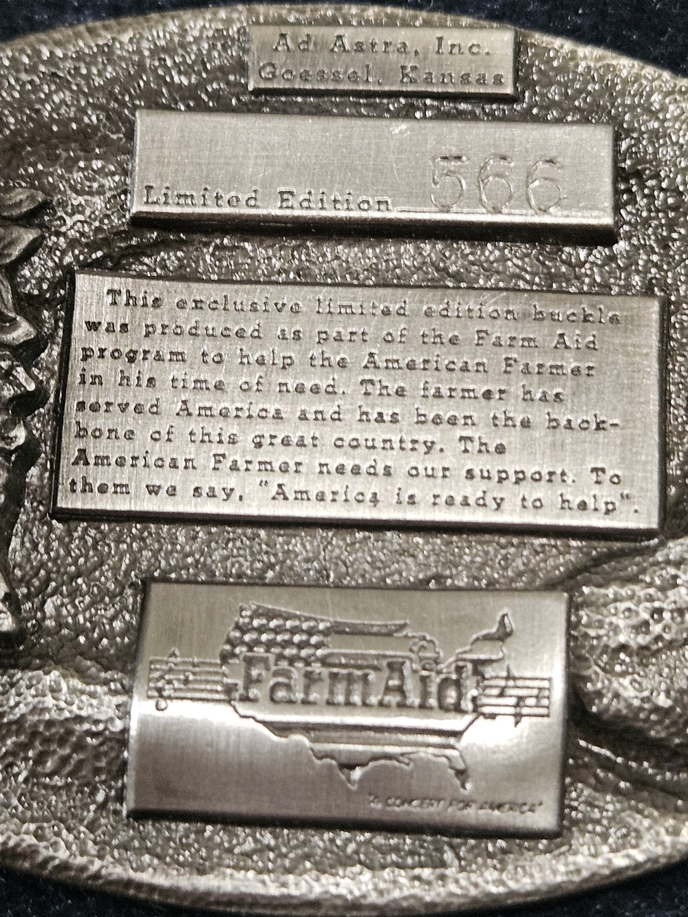 1985 Farm Aid Support the American Farmers Belt Buckle - Picture 3 of 7